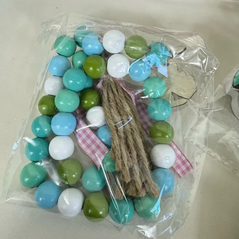 New In Box LED Light Up Easter Decor Bunny Gnome Plush‎ Beaded Garland Banner
